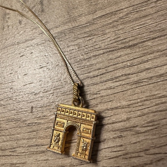 Walker & Hall 14k Gold ✨ Arc De Triomphe Necklace Charm 🇫🇷 - Picture 7 of 9
